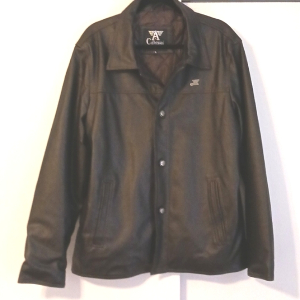 A Collezione Men's Dark Brown Faux  Leather Jacket in Size XL (NWT)